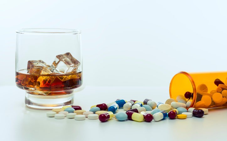 Can You Drink Alcohol with Cephalexin: Considering the Compatibility of Alcohol with Cephalexin